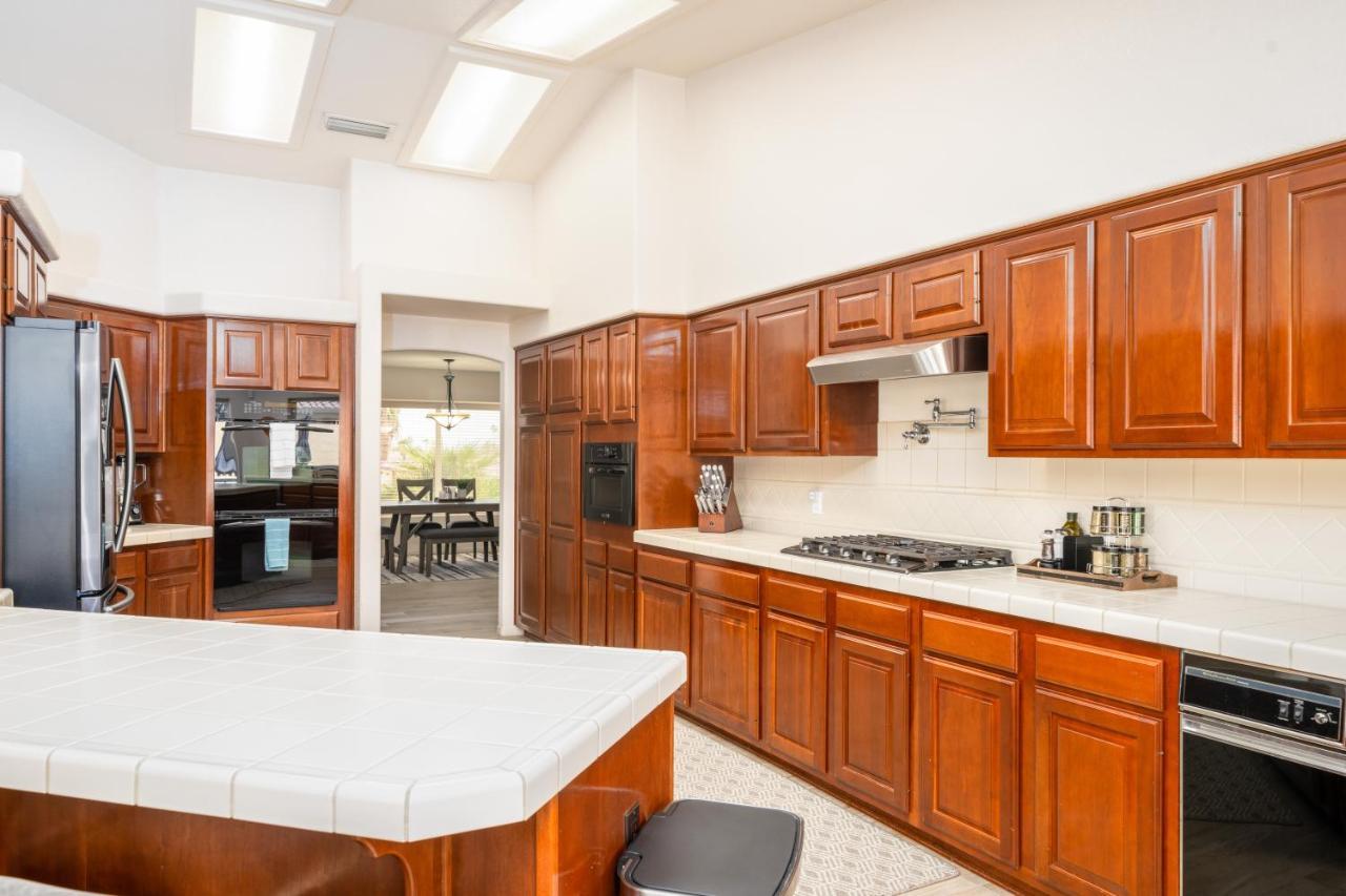 Grand Havasu Oasis With Custom Pool & Spa! Lake Havasu City Exterior foto